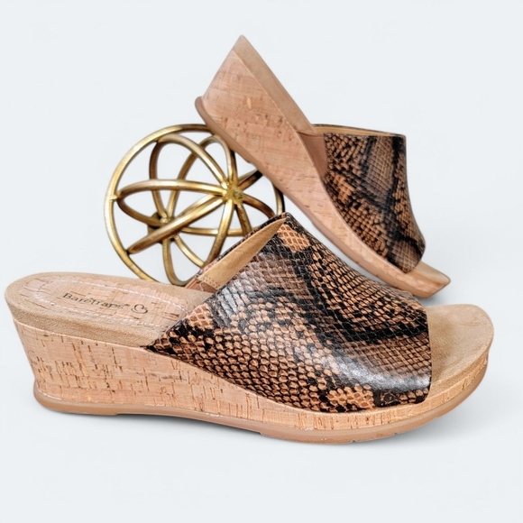 Baretraps Flossey Snakeskin Print Women's Brown Wedge Slide Sandals Size 9.5 - Picture 1 of 17